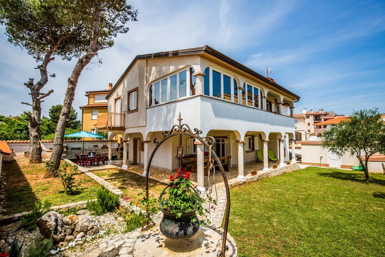 Apartment Carolina Ližnjan Екстериор снимка